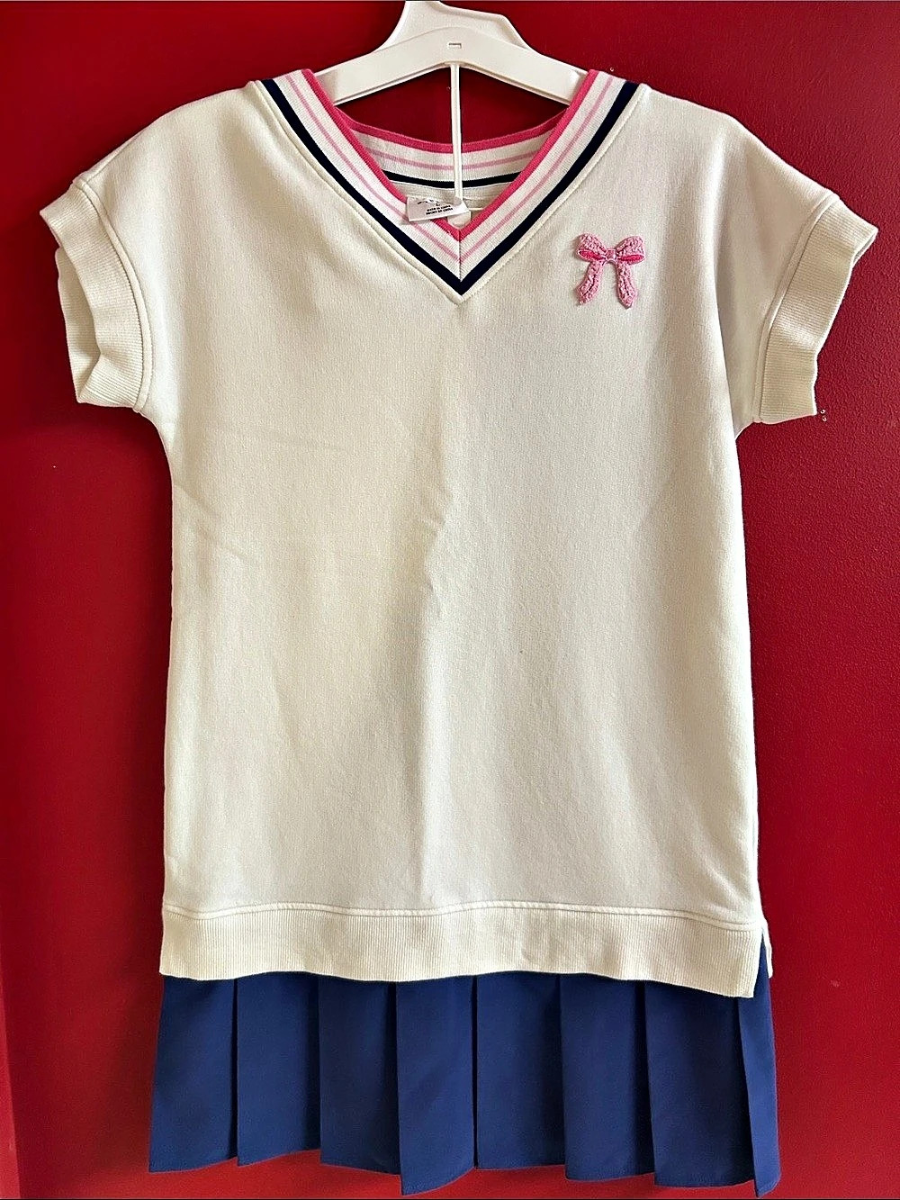 Owillo Girls Pleated Dress in Cream & Blue Like New size large 12–14